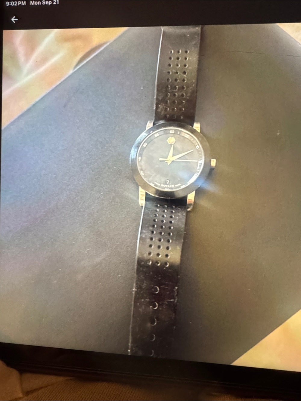 Men's Black Dress Watch with Black Silicone Strap
Movardo